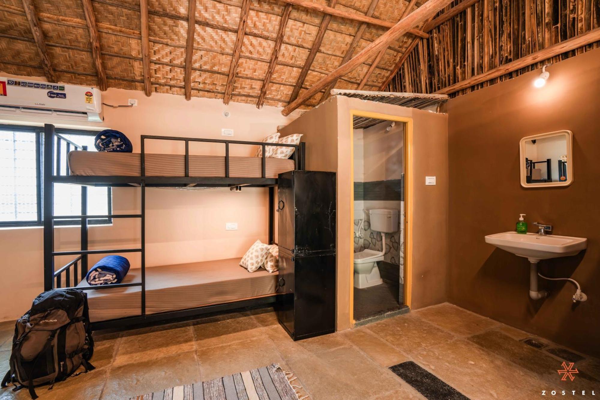 Zostel Hampi Hostel Exterior photo